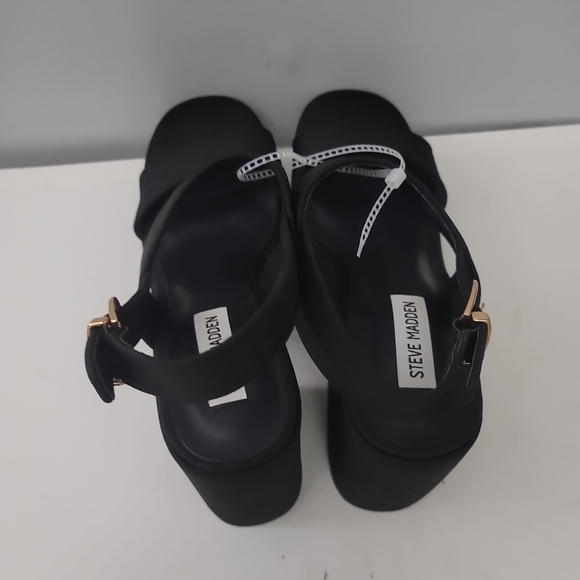 Steve Madden Valory Heeled  Platform Sandal - Picture 11 of 13